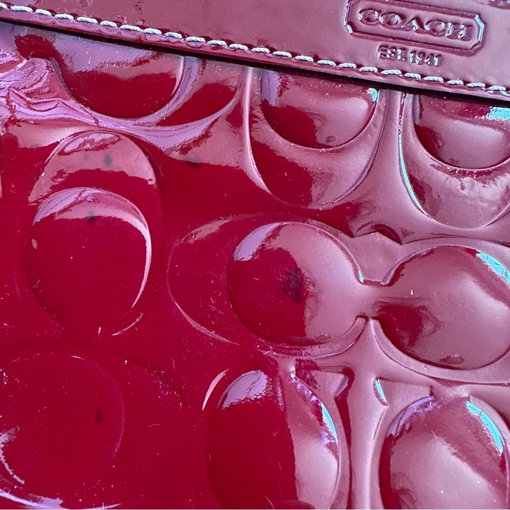 Coach Red Patent leather Wristlet - Picture 5 of 5